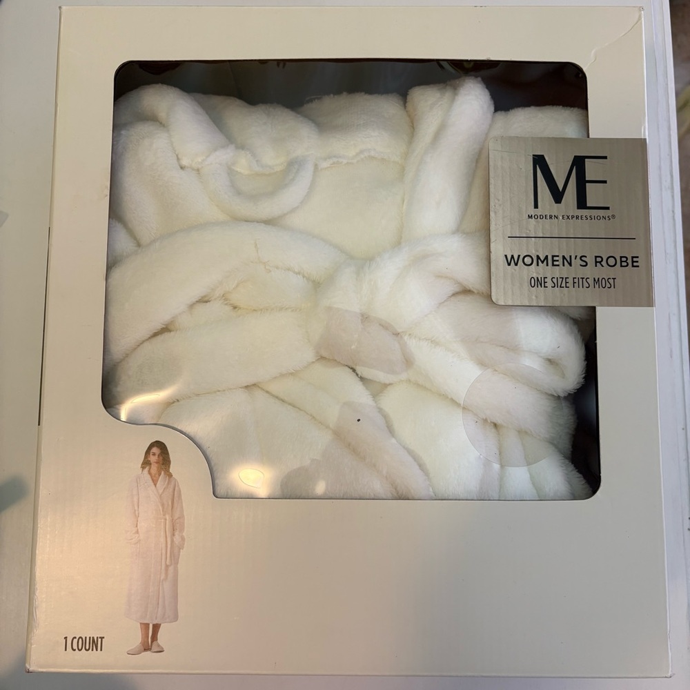 💚Modern Expressions Women's White Robe